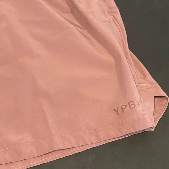 2 Pairs of Abercrombie YBP motionTEK Unlined Cardio Shorts - Picture 3 of 4